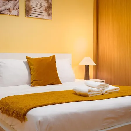 Private Room - Ac - 3 Min To Arroios Metro-3